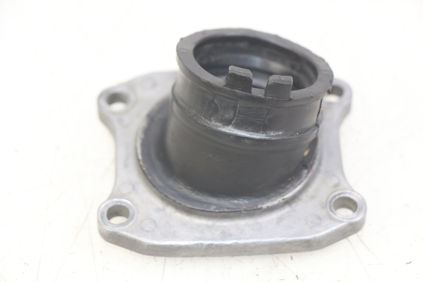 photo de PIPE D'ADMISSION HONDA CR 80 (2001 - 2003)