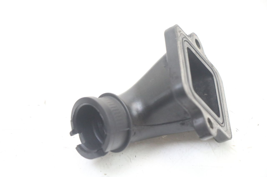 photo de PIPE D'ADMISSION PEUGEOT KISBEE 2T 50 (2010 - 2017)