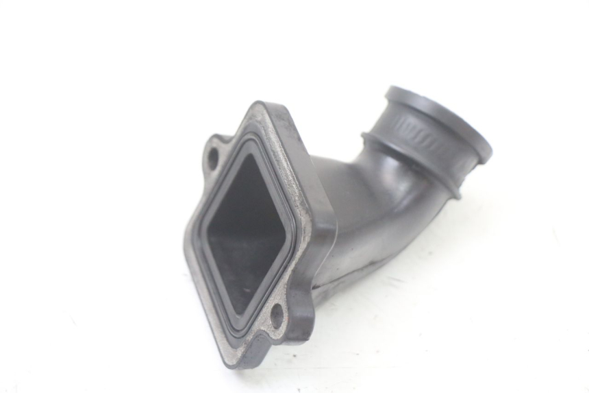 photo de PIPE D'ADMISSION PEUGEOT KISBEE 2T 50 (2010 - 2017)