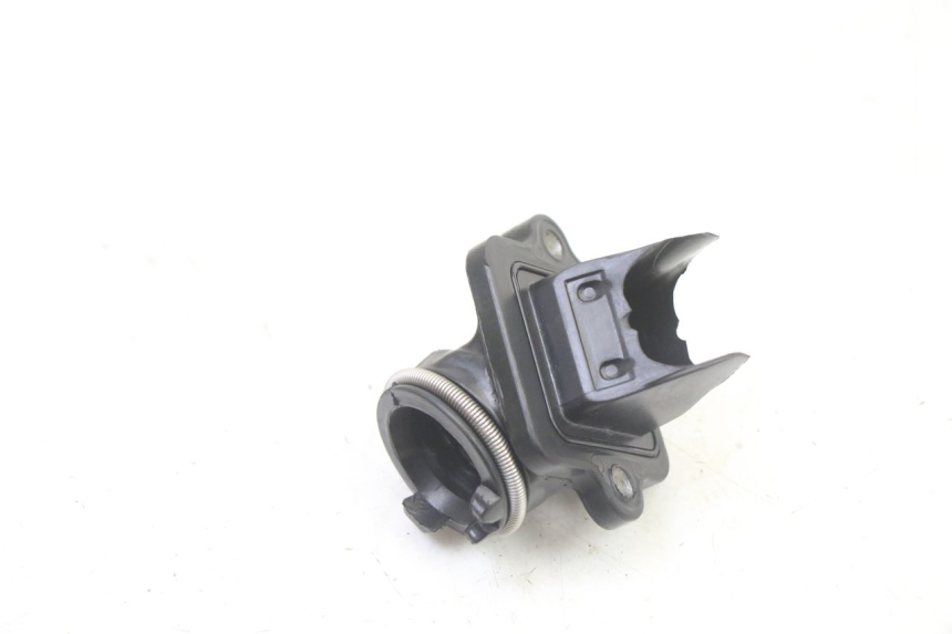 photo de PIPE ADMISSION PEUGEOT KISBEE 2T 50 (2018 - 2022)