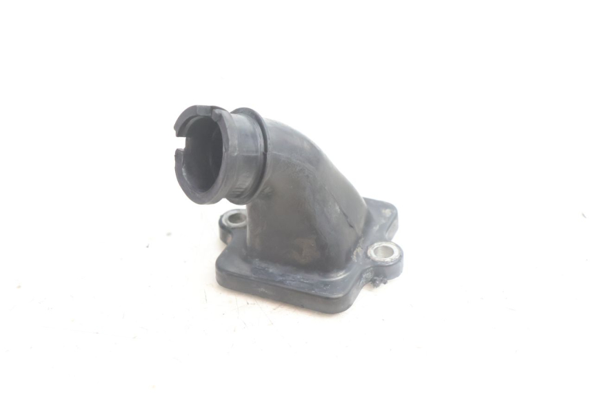 photo de PIPE D'ADMISSION PEUGEOT KISBEE 2T 50 (2010 - 2017) - Détail de la pièce
