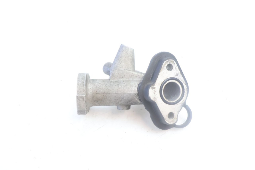 photo de PIPE D'ADMISSION PEUGEOT KISBEE 4T 50 (2018 - 2022) - Autre angle de vue