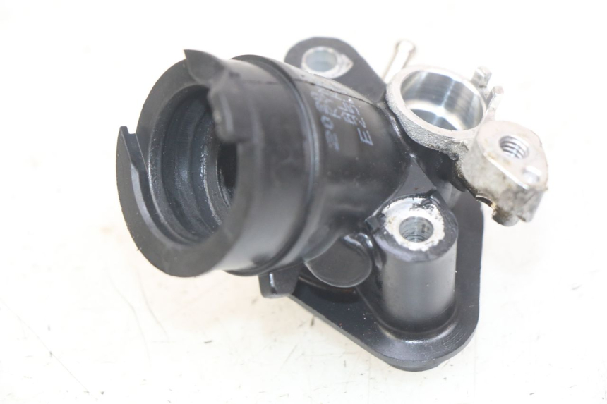 photo de PIPE D'ADMISSION KYMCO AGILITY 16+ 4T 50 (2018 - 2023)