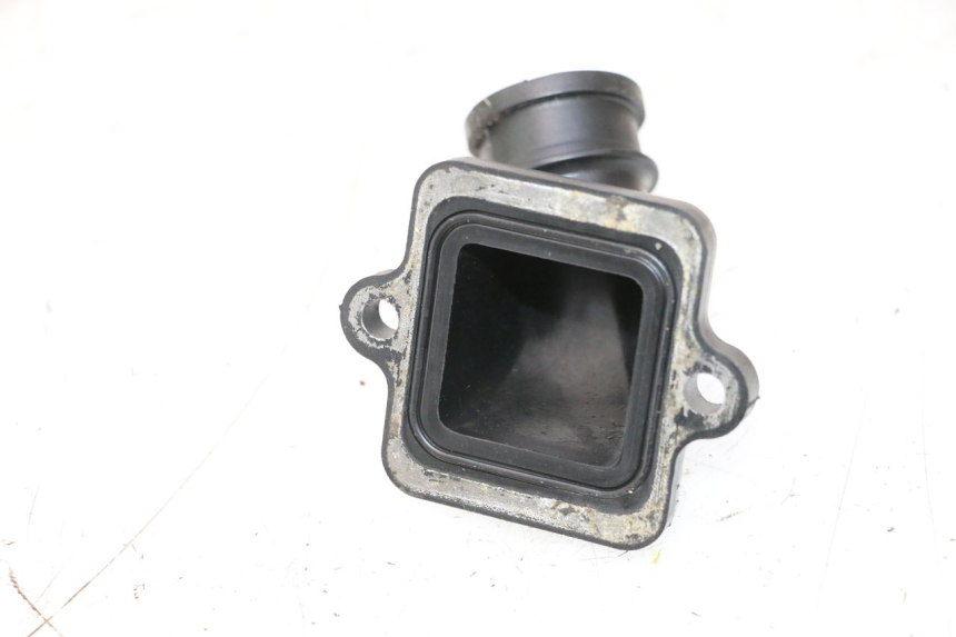 photo de PIPE ADMISSION PEUGEOT LUDIX ONE 50 (2004 - 2013) - Zoom état d’usage