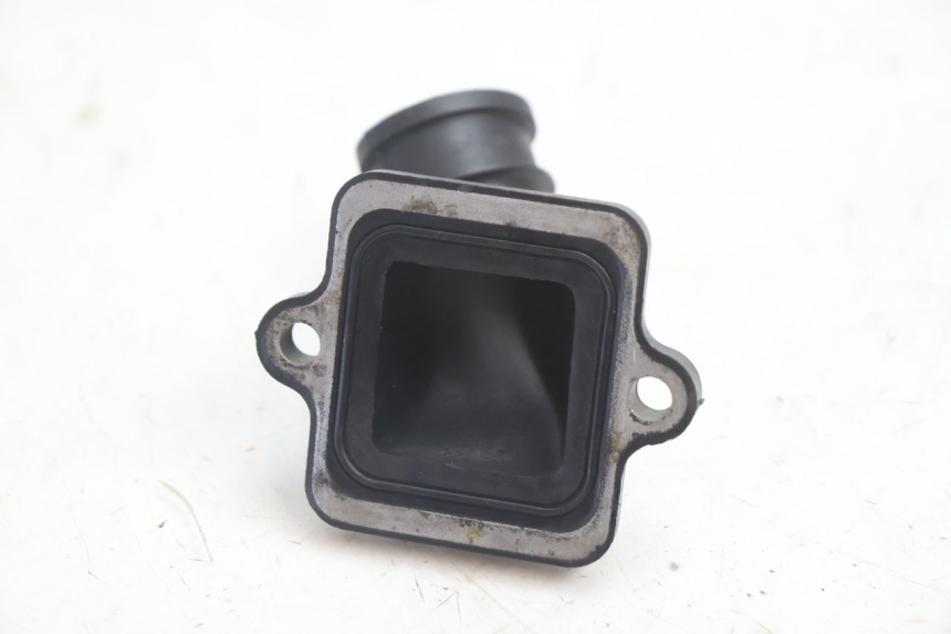 photo de PIPE ADMISSION PEUGEOT LUDIX ONE 50 (2004 - 2006) - Zoom état d’usage