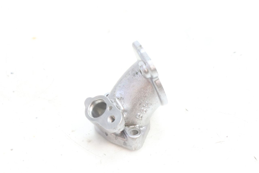 photo de PIPE ADMISSION YAMAHA N-MAX NMAX 125 (2021 - 2024) - Détail de la pièce