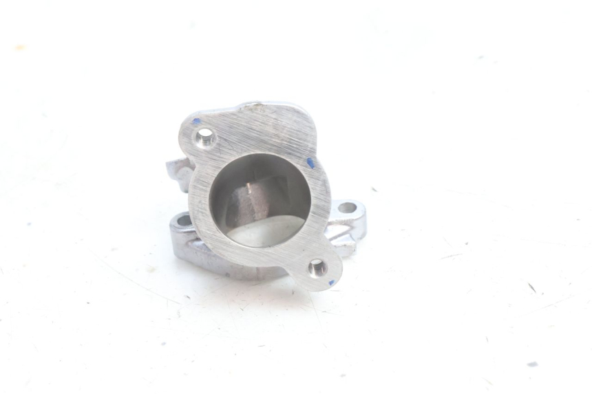 photo de PIPE ADMISSION YAMAHA N-MAX NMAX 125 (2021 - 2024) - Zoom état d’usage