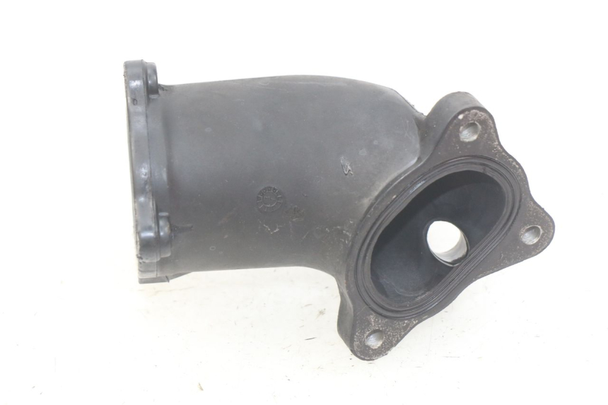 photo de PIPE ADMISSION PEUGEOT GEOPOLIS 400 (2007 - 2013)