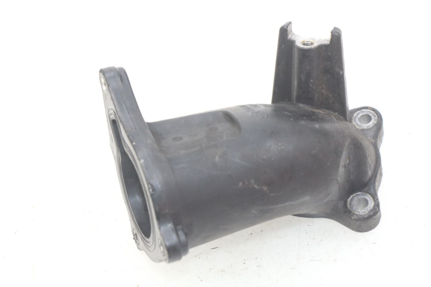 photo de PIPE ADMISSION PEUGEOT GEOPOLIS 400 (2007 - 2013)
