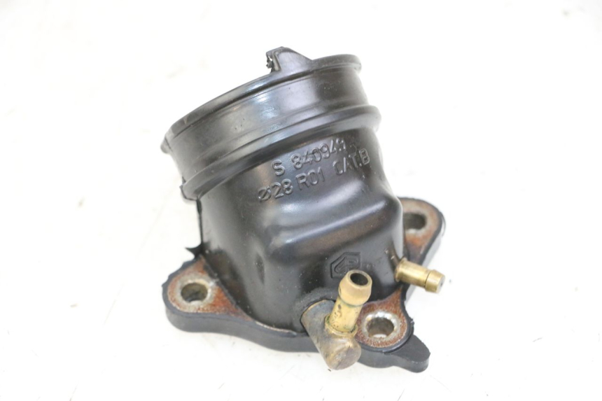 photo de PIPE ADMISSION PIAGGIO MP3 125 (2006 - 2014)