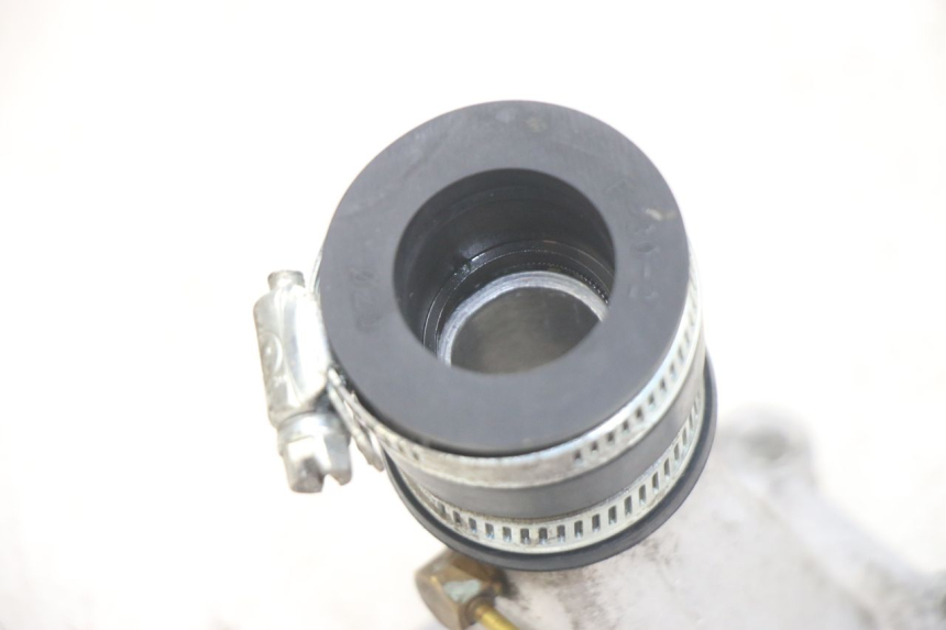photo de PIPE D'ADMISSION GILERA RK 50 (1996 - 1999)