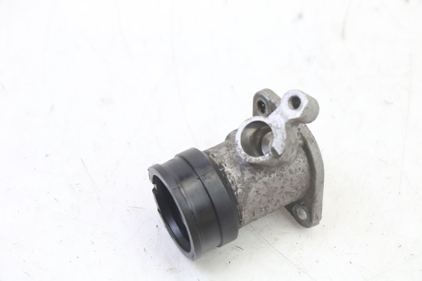 photo de PIPE ADMISSION PEUGEOT SATELIS 125 (2013 - 2018)