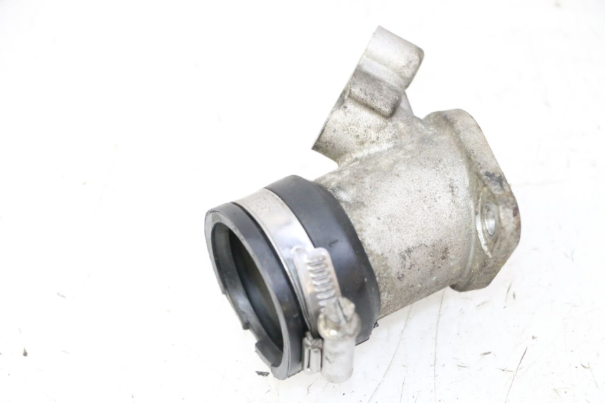 photo de PIPE D'ADMISSION PEUGEOT SATELIS 125 (2010 - 2012)