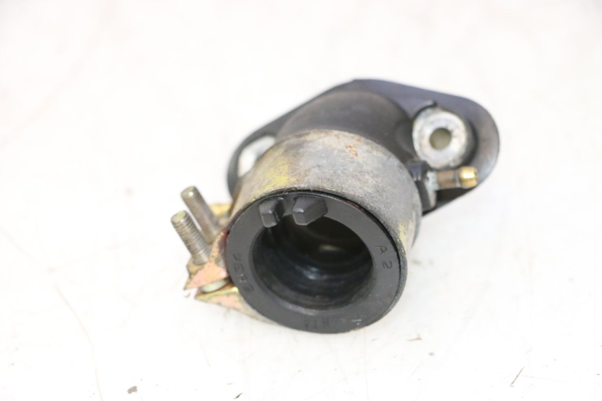 photo de PIPE ADMISSION HONDA SCV LEAD 100 (2003 - 2007) - Détail de la pièce