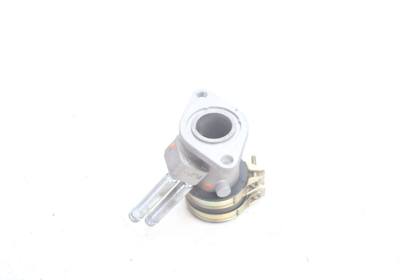 photo de PIPE ADMISSION MASH SEVENTY FIVE 125 (2013 - 2021) - Points de fixation