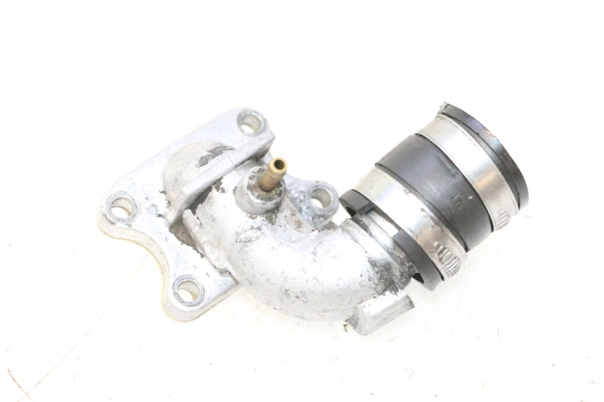 photo de PIPE ADMISSION PEUGEOT SPEEDFIGHT 2 AC 50 (2000 - 2009) - Autre angle de vue