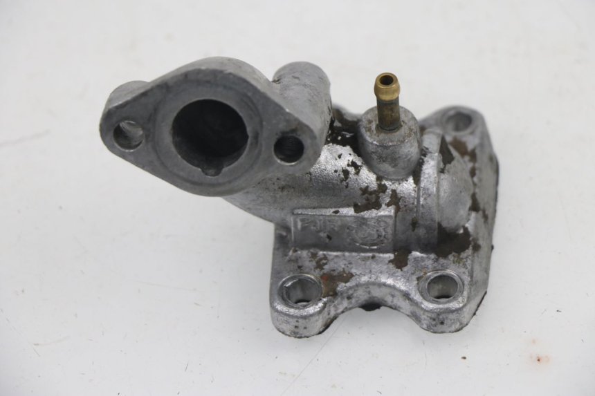 photo de PIPE ADMISSION PEUGEOT TREKKER TKR 50 (2005 - 2014)