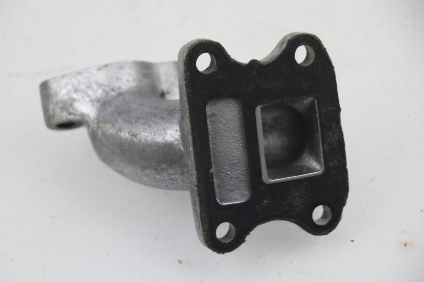 photo de PIPE ADMISSION PEUGEOT TREKKER TKR 50 (2005 - 2014)