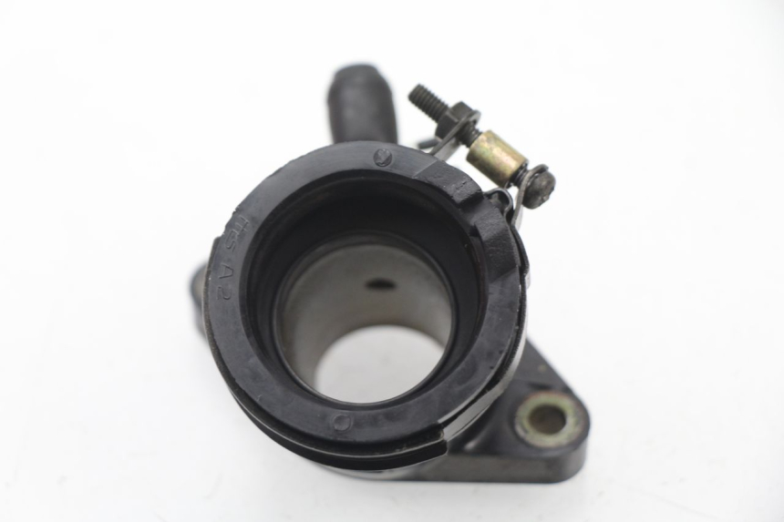 photo de PIPE ADMISSION YAMAHA TTR 125 (2000 - 2020) - Autre angle de vue