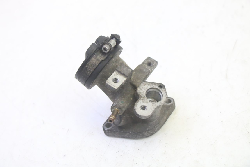 photo de PIPE ADMISSION YAMAHA X-MAX XMAX 125 (2010 - 2014)