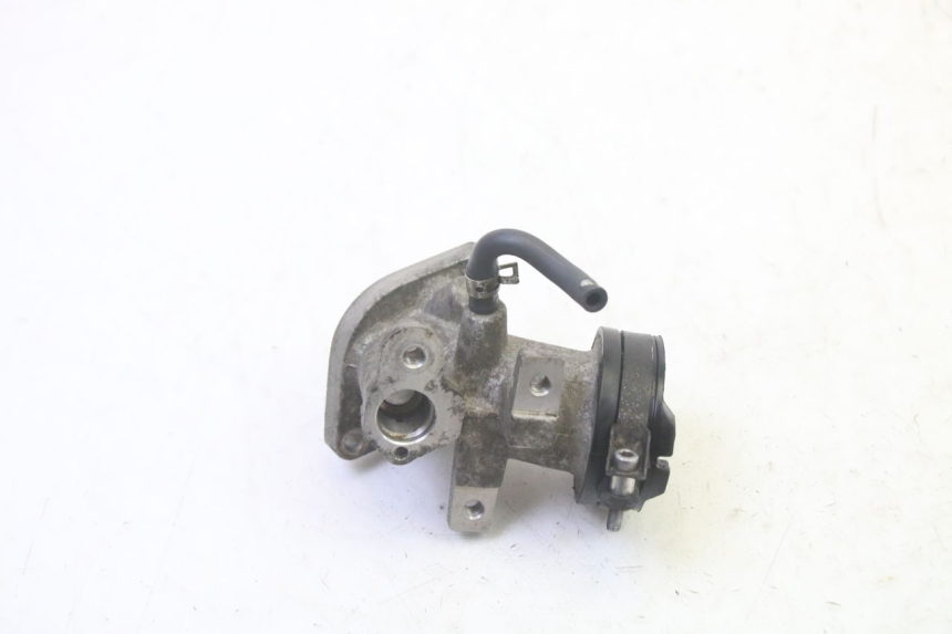 photo de PIPE ADMISSION YAMAHA X-MAX XMAX 125 (2010 - 2014)