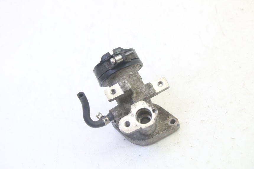 photo de PIPE ADMISSION YAMAHA X-MAX XMAX 125 (2010 - 2014)