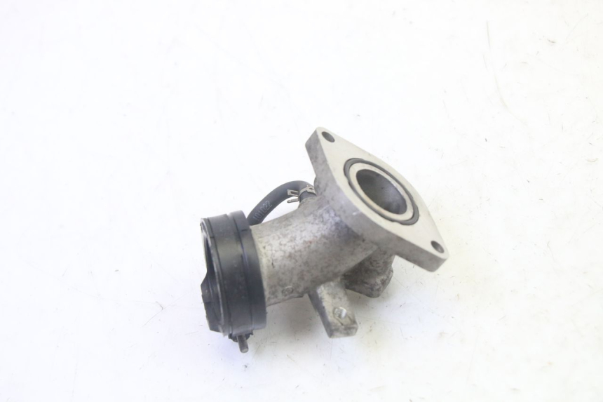 photo de PIPE ADMISSION YAMAHA X-MAX XMAX 125 (2010 - 2014)