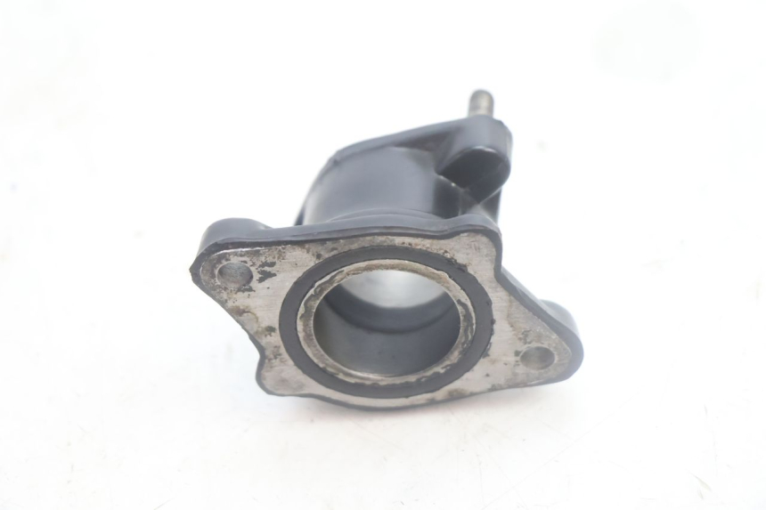 photo de PIPE ADMISSION SMC XROAD 150 - Autre angle de vue