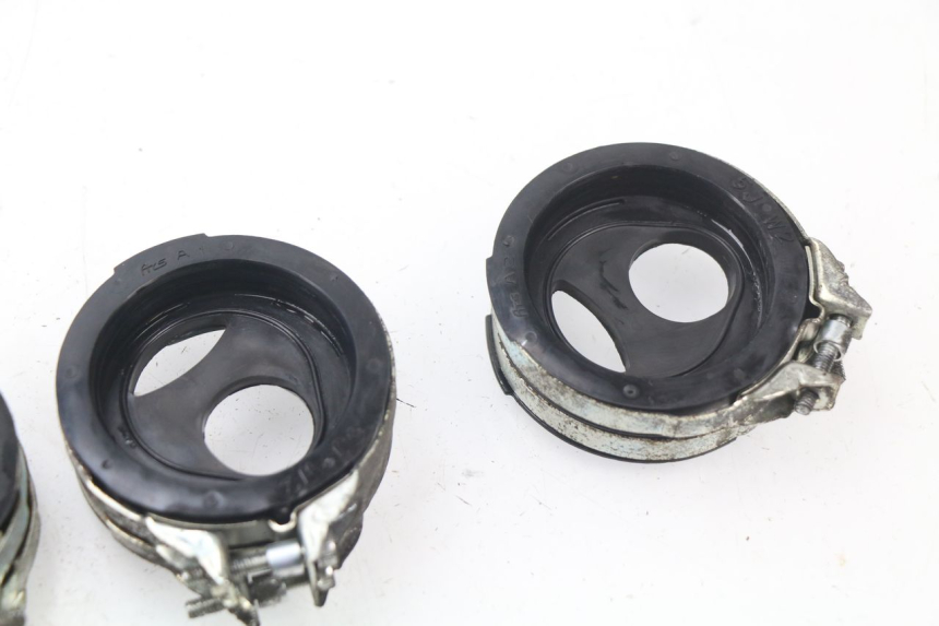 photo de PIPE D'ADMISSION YAMAHA FJR ABS 1300 (2006 - 2012)