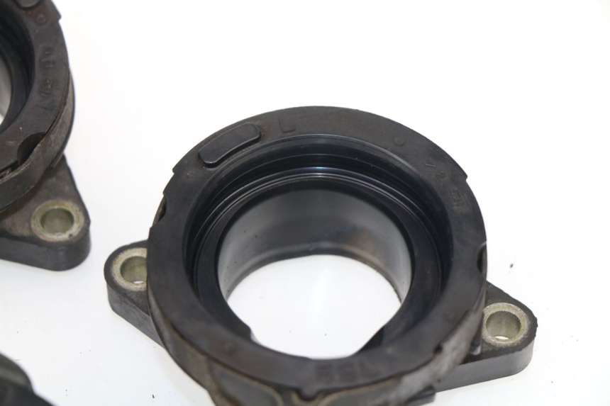 photo de PIPE ADMISSION YAMAHA FZ6 FAZER 600 (2007 - 2010)