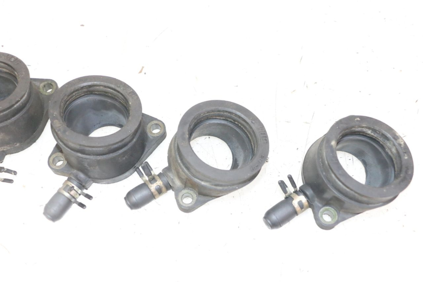 photo de PIPE D'ADMISSION YAMAHA FZS FAZER 600 (2001 - 2003)