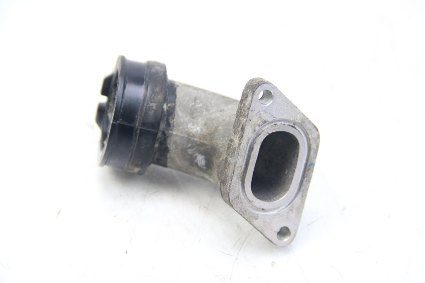 photo de PIPE D'ADMISSION YAMAHA HW XENTER 125 (2011 - 2017)