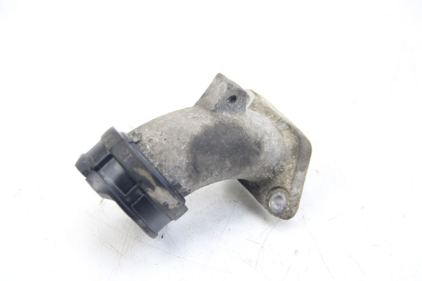 photo de PIPE D'ADMISSION YAMAHA HW XENTER 125 (2011 - 2017)