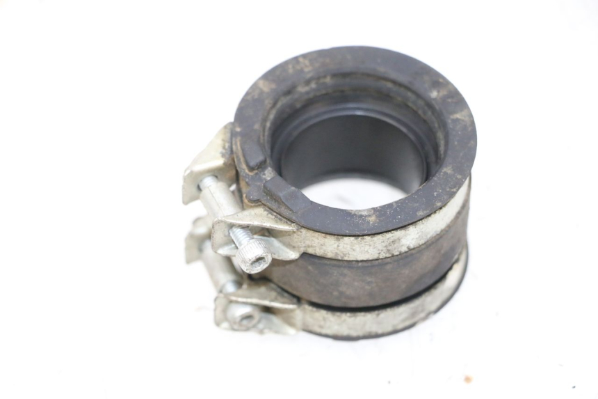 photo de PIPE ADMISSION YAMAHA YFM R RAPTOR 250 (2008 - 2014) - Détail de la pièce