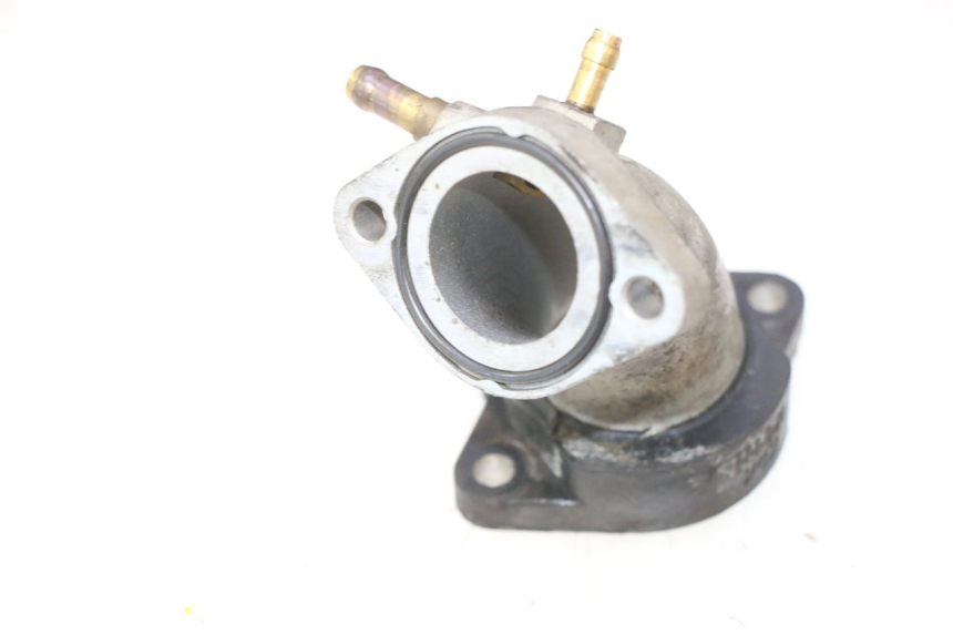 photo de PIPE ADMISSION YAMAHA YP MAJESTY 125 (2007 - 2010) - Autre angle de vue