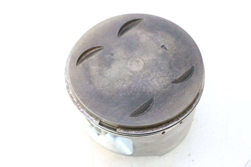 photo de PISTON SUZUKI DR S 600 (1985 - 1989) - État de surface