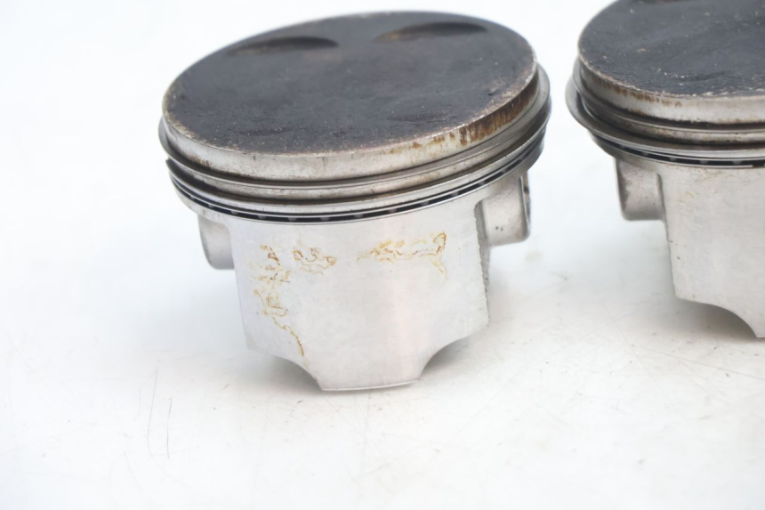 photo de PISTON SUZUKI GSF N BANDIT 1200 (2001 - 2005) - Vue d’ensemble