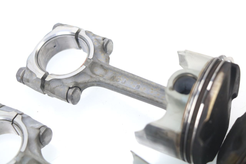 photo de PISTON HONDA CBR 929 RR FIREBLADE 900 (2000 - 2001)