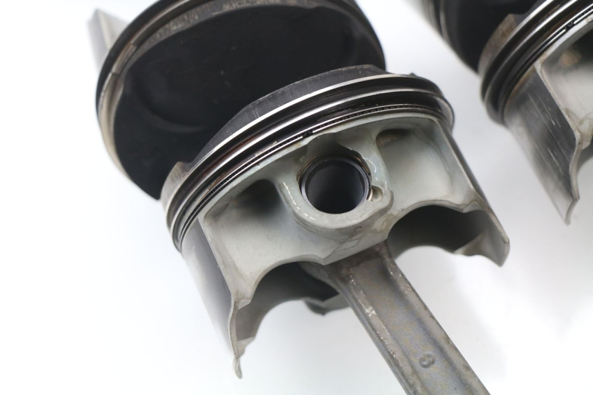 photo de PISTON HONDA CBR 929 RR FIREBLADE 900 (2000 - 2001)
