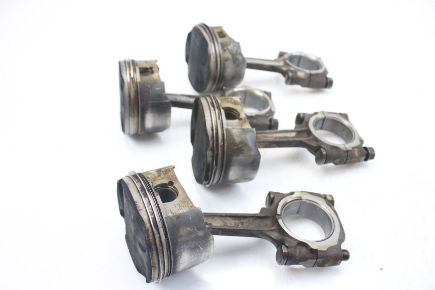 photo de PISTON HONDA VFR FI RC46 800 (1998 - 2001)