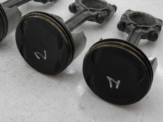 photo de PISTON YAMAHA FJR 1300 (2004 - 2005)
