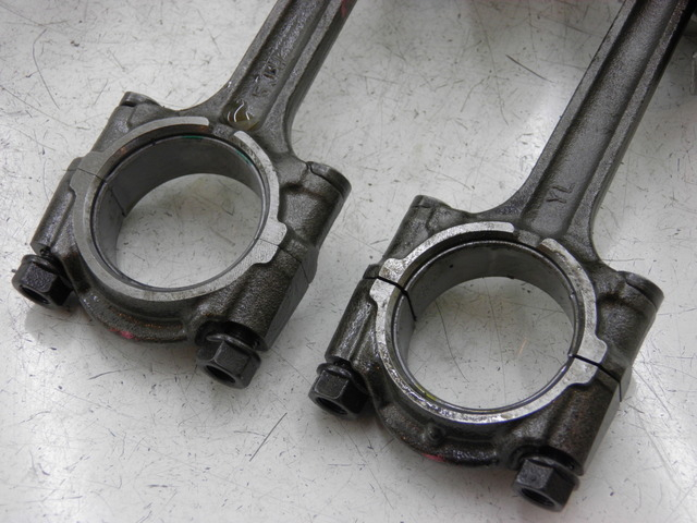 photo de PISTON YAMAHA FJR 1300 (2004 - 2005)