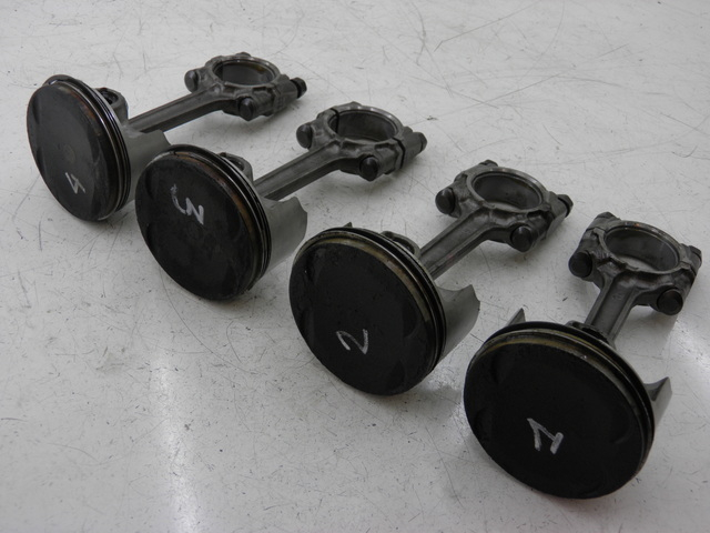 photo de PISTON YAMAHA FJR 1300 (2004 - 2005)