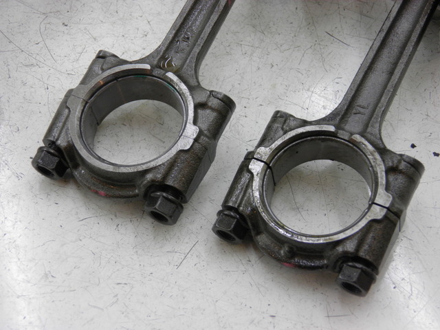 photo de PISTON YAMAHA FJR 1300 (2004 - 2005)