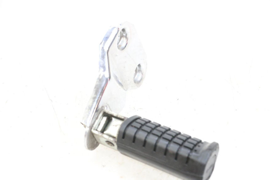 photo de PLATINE CALE PIED ARRIERE DROIT APRILIA CLASSIC 125 (1995 - 2001)