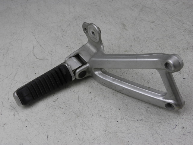 photo de PLATINE CALE PIED ARRIERE DROIT DUCATI ST3 ABS 992 (2006 - 2007)
