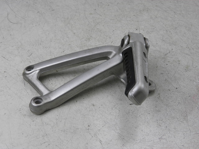 photo de PLATINE CALE PIED ARRIERE DROIT DUCATI ST3 ABS 992 (2006 - 2007)