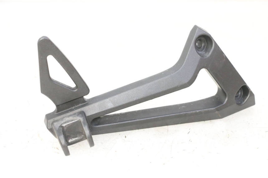 photo de PLATINE CALE PIED ARRIERE DROIT YAMAHA FZ6 FAZER S2 600 (2007 - 2011)