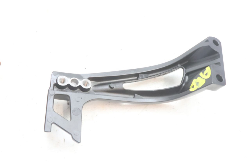 photo de PLATINE CALE PIED ARRIERE DROIT YAMAHA FZ8 800 (2010 - 2016) - Pièce contrôlée