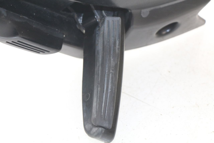photo de PLATINE CALE PIED ARRIERE DROIT GILERA NEXUS 125 (2009 - 2013)